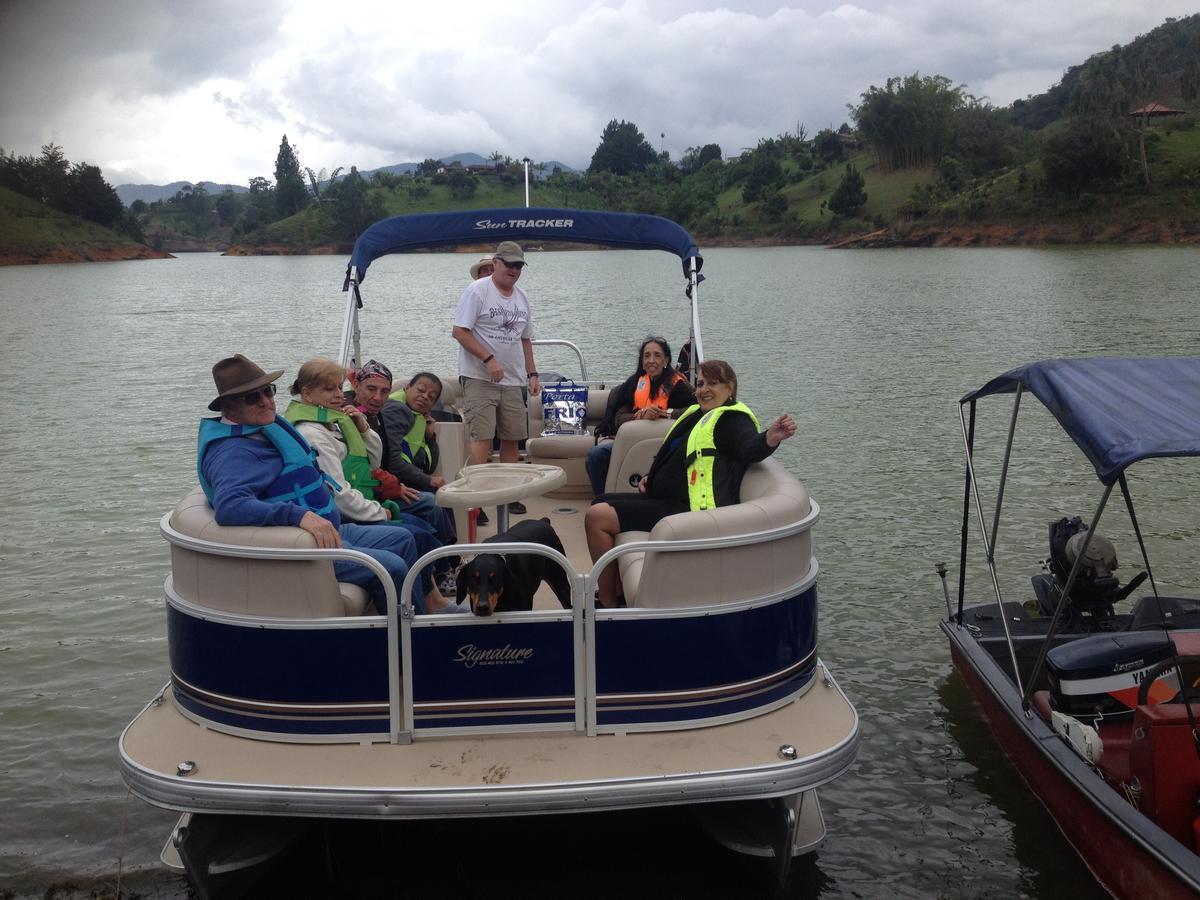 Casa Finca Tipica The Lake Hotel Guatape Ngoại thất bức ảnh