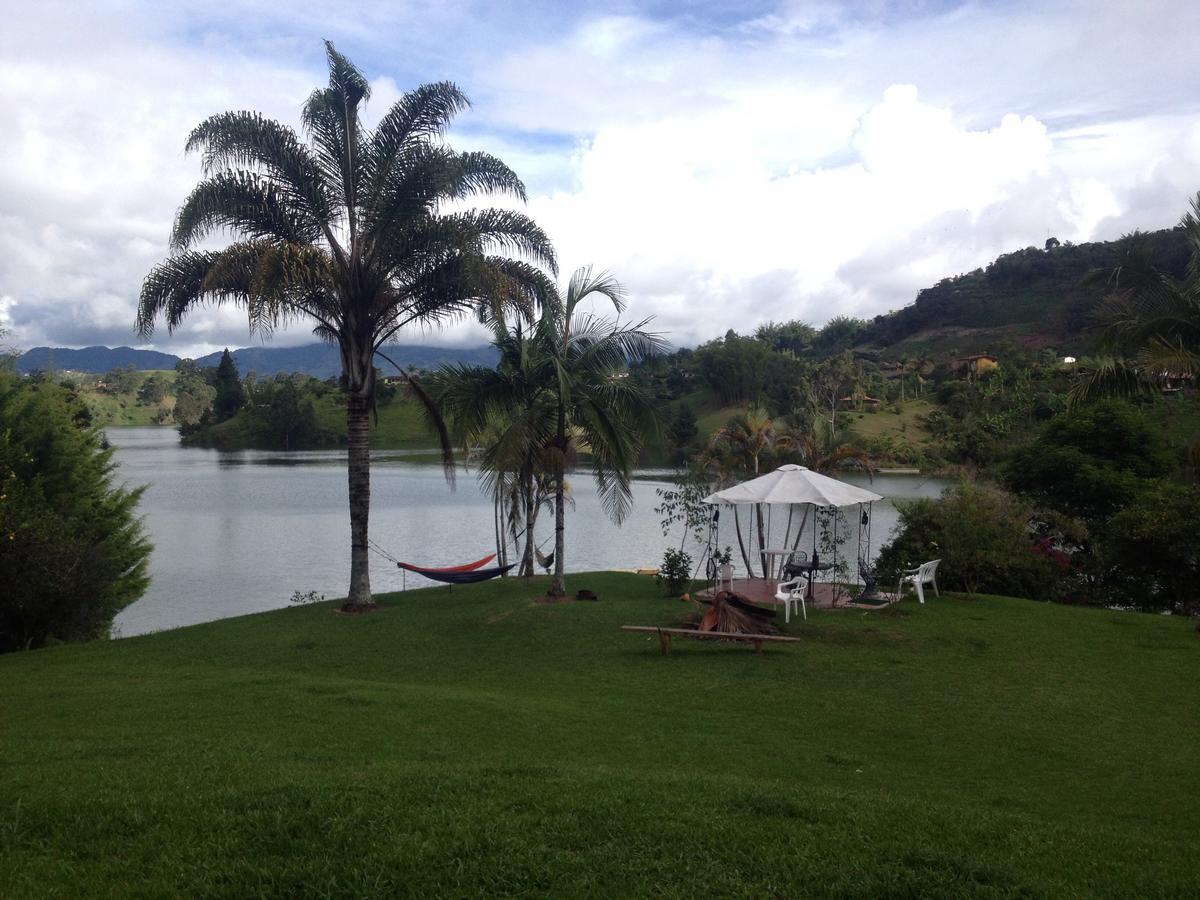 Casa Finca Tipica The Lake Hotel Guatape Ngoại thất bức ảnh